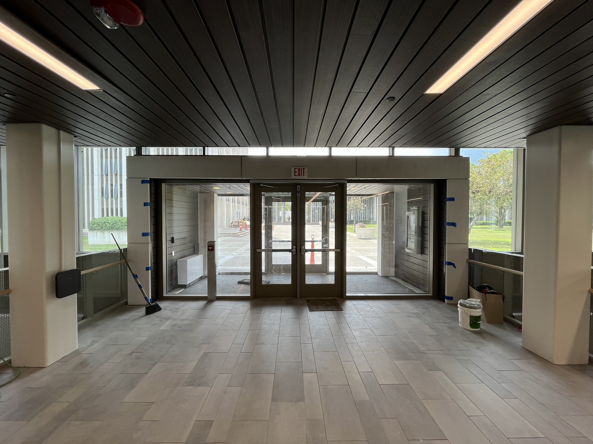 Linear Z-Pan Linear Pan Metal Ceiling System